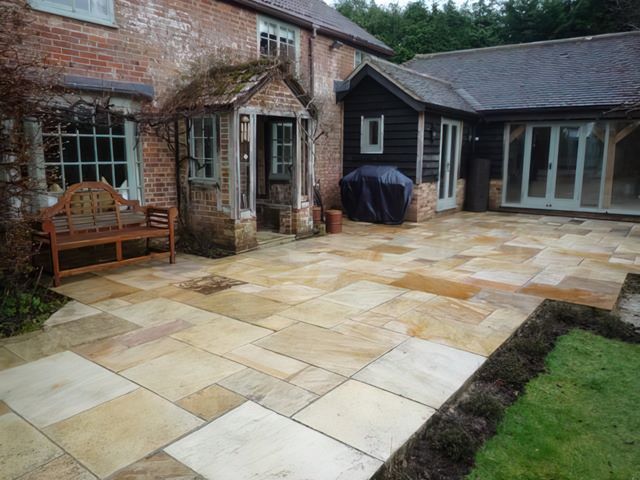 Drive and Patio Cleaners in Hull
